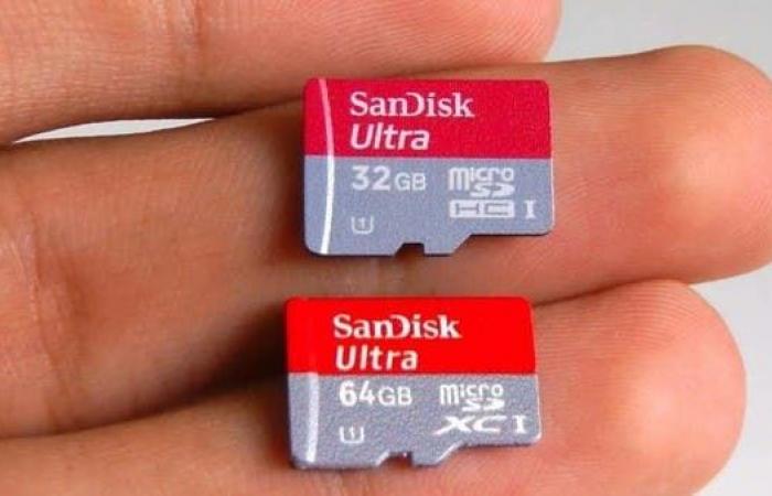 كيف يمكنك اكتشاف بطاقة microSD المزيفة؟