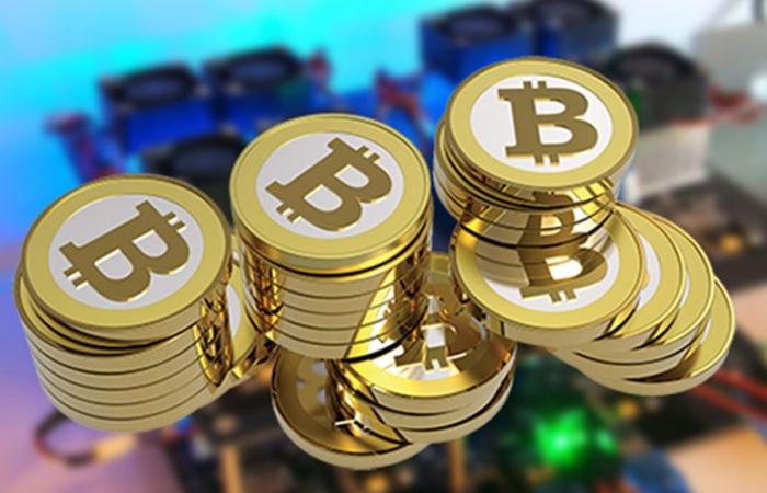 انخفاض سعر عملة “بيتكوين” الرقمية بنسبة 10%