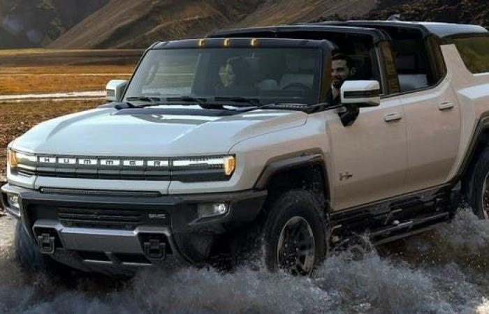 Hummer تكشف عن سيارة الدفع الرباعي الكهربائية الجديدة