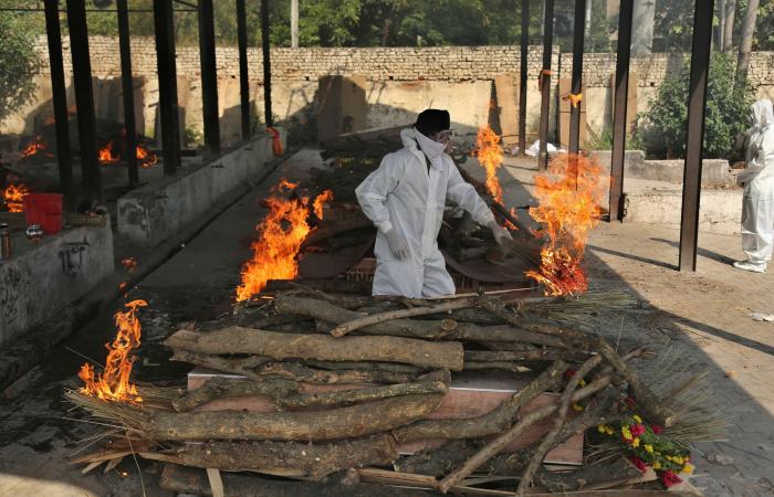 أستراليا لمواطنيها في الهند: من يعدْ يدخل السجن