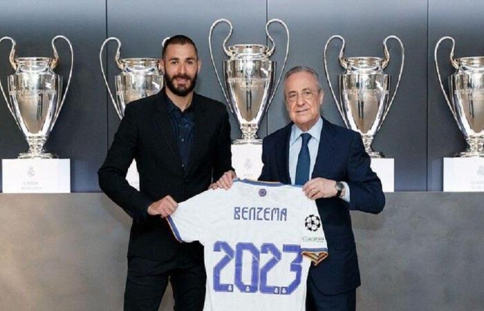 رسميا… بنزيما يجدد عقده مع “ريال مدريد”