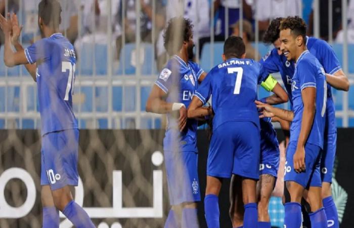 الهلال يهزم الفيصلي ويتوج بالدوري السعودي